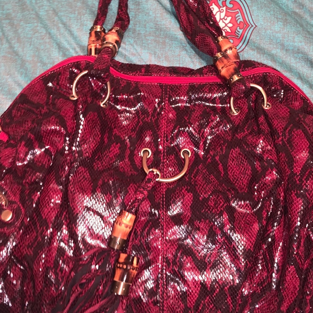 Women’s large handbag